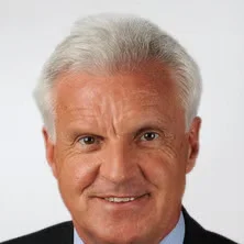 Prof André van Zundert